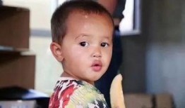 群众安静吃瓜视频,群众悠闲共享吃瓜时光