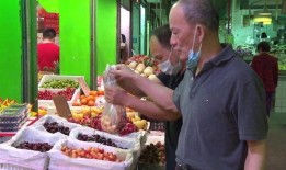 适合群众吃瓜的小品,笑料横生的群众吃瓜小品