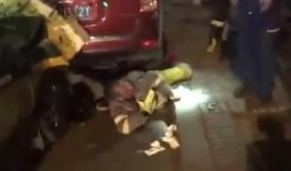 吃瓜群众被碾压视频真实,惊心动魄的瞬间回顾