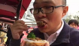 过年欢迎吃瓜群众围观图片,吃瓜群众齐聚一堂，共赏欢乐盛宴