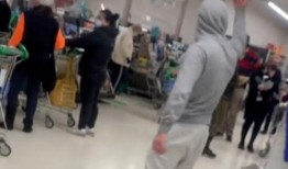 吃瓜群众的玩具视频,吃瓜群众眼中的趣味世界