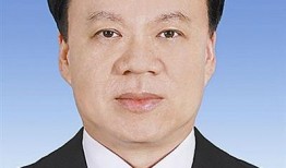 吃瓜群众王玮简历介绍,吃瓜群众背后的简历故事