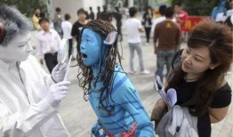 鲁迅写吃瓜群众