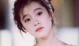 李颖能年薪百万吗吃瓜群众,吃瓜群众热议