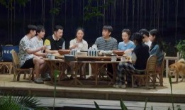 晚会前采访的吃瓜群众,吃瓜群众眼中的精彩瞬间”