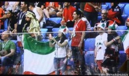 休斯顿颁奖吃瓜群众是谁,吃瓜群众背后的故事