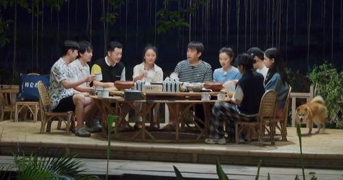 晚会前采访的吃瓜群众,吃瓜群众眼中的精彩瞬间”