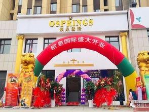 商场吃瓜群众闲逛,闲逛中的趣味时光